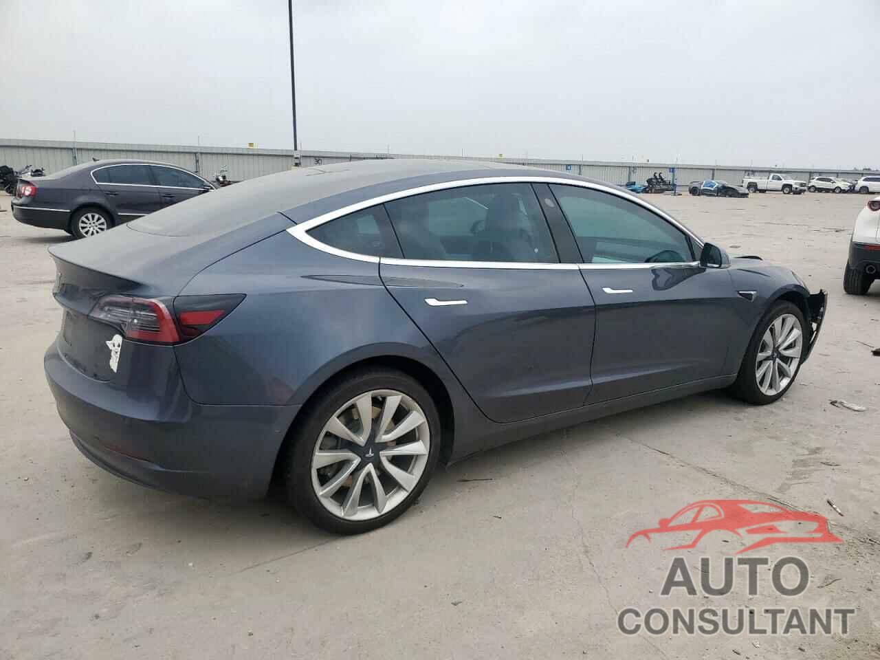 TESLA MODEL 3 2018 - 5YJ3E1EA4JF169110