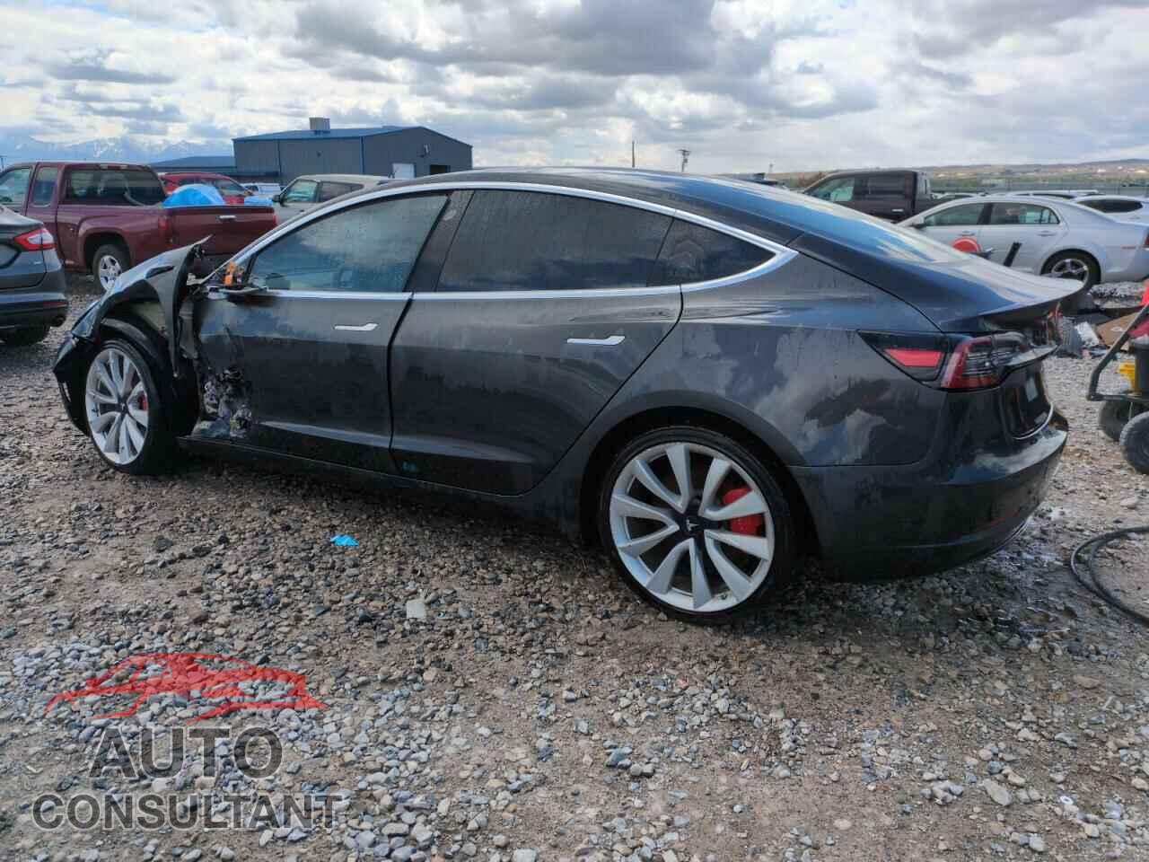 TESLA MODEL 3 2018 - 5YJ3E1EB6JF171076