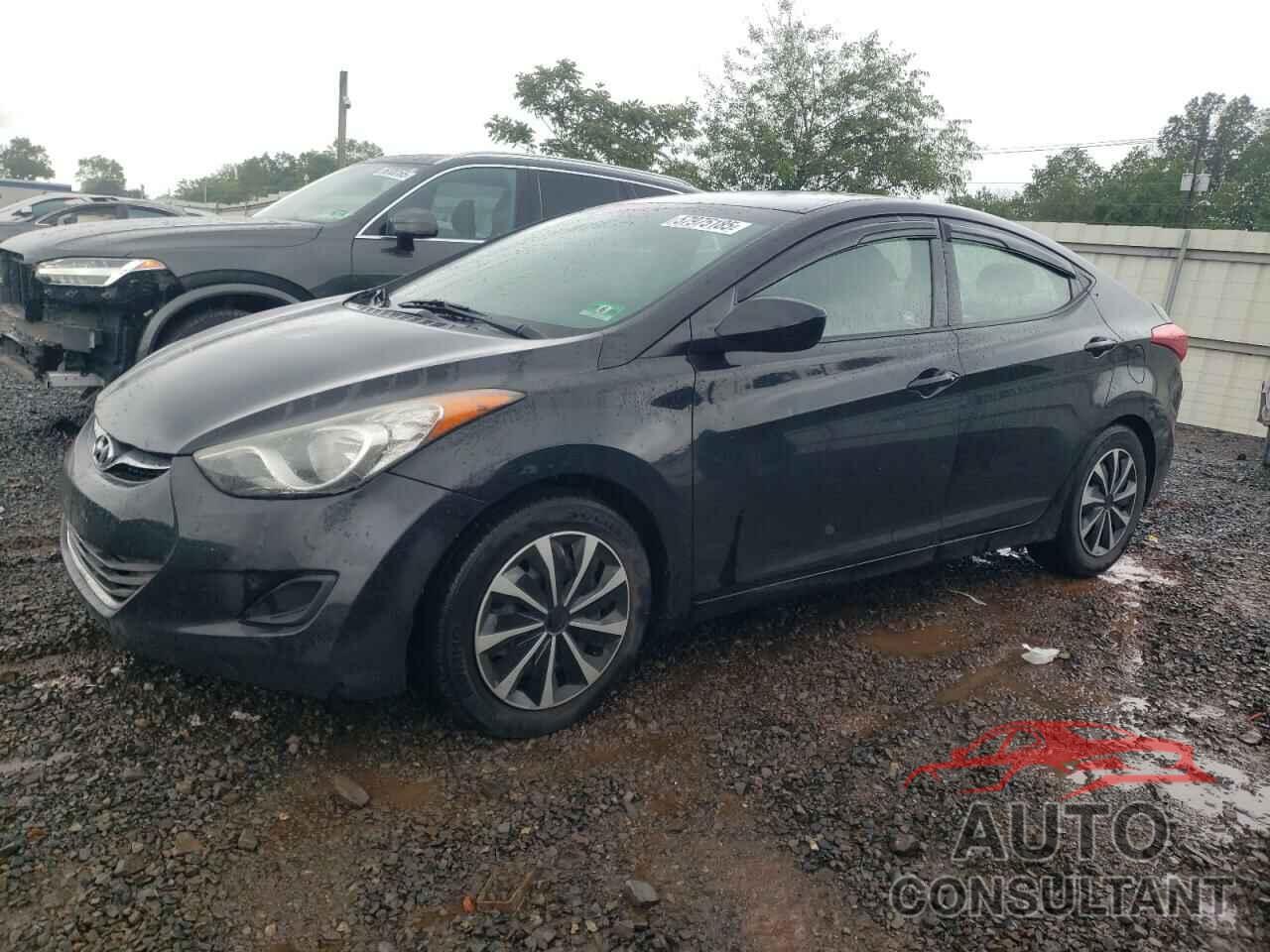 HYUNDAI ELANTRA 2013 - 5NPDH4AE5DH203356