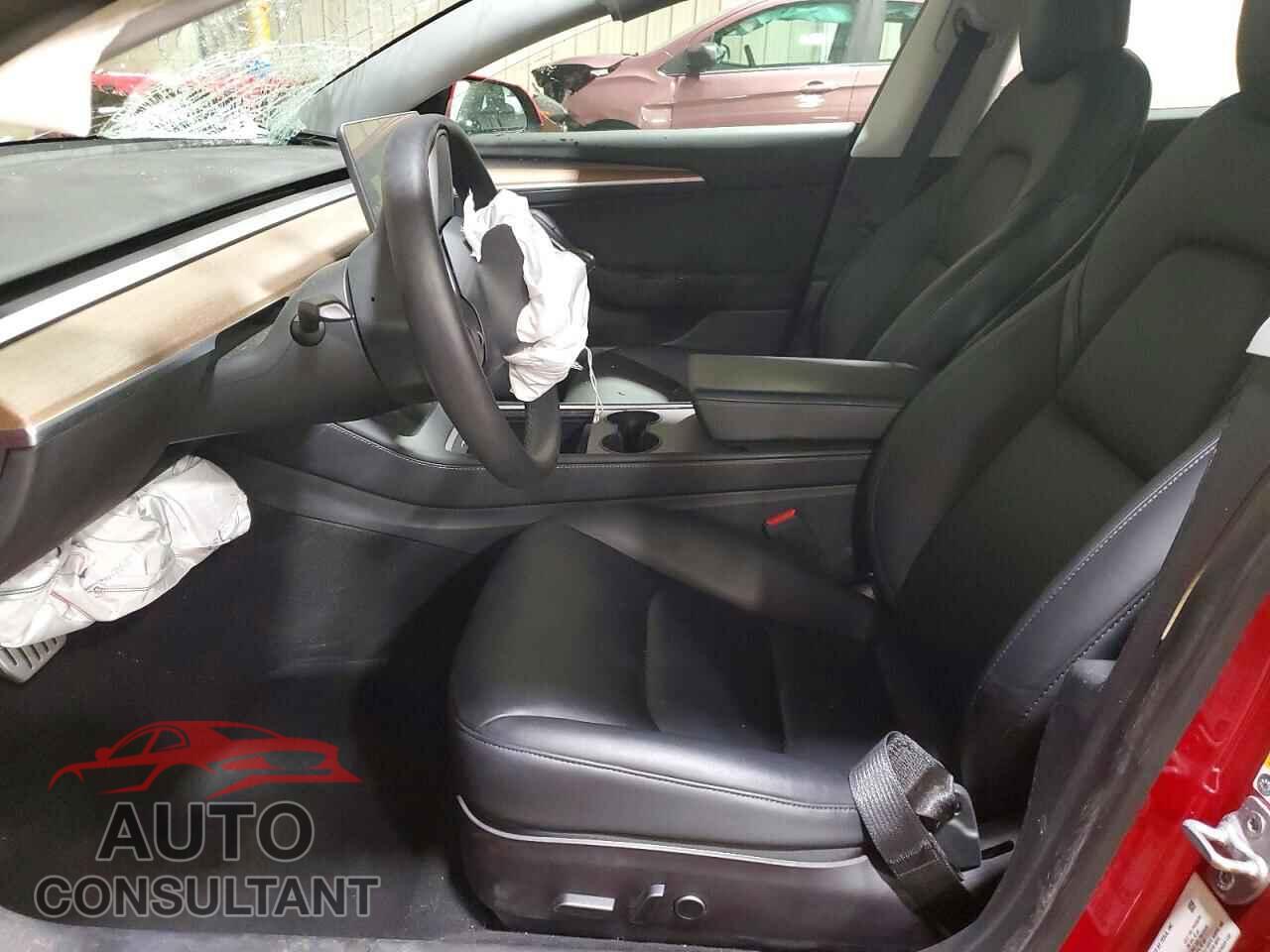 TESLA MODEL 3 2021 - 5YJ3E1EC5MF990982