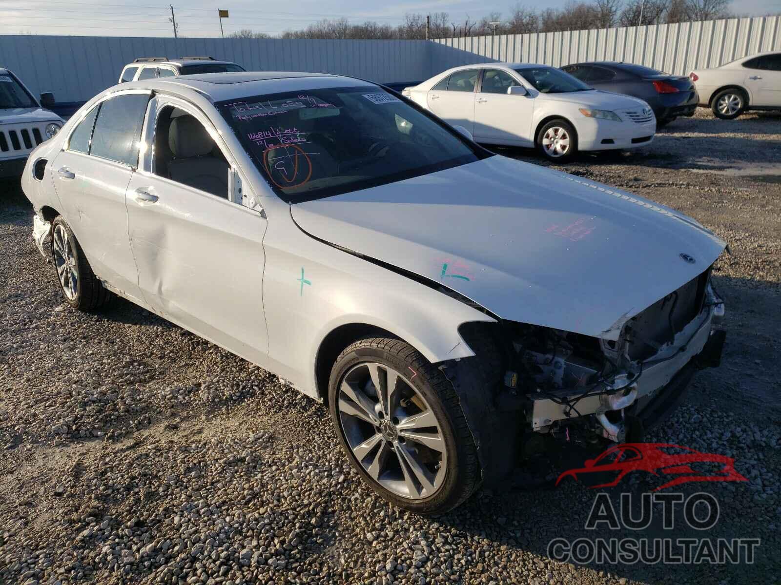 MERCEDES-BENZ C-CLASS 2019 - 55SWF8EB0KU302179