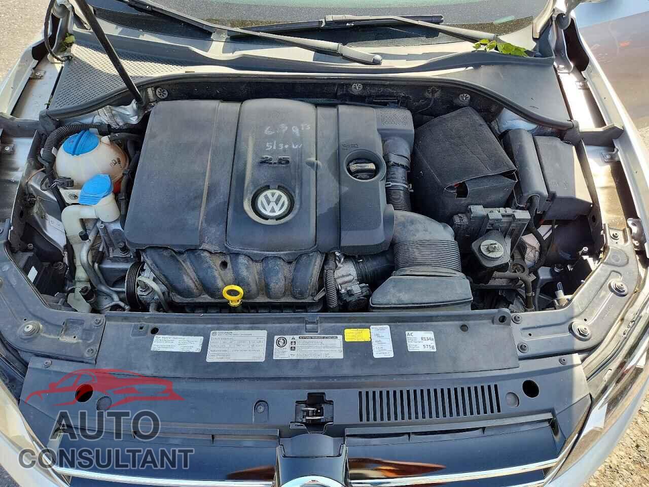 VOLKSWAGEN PASSAT 2014 - 1VWAP7A30EC007812