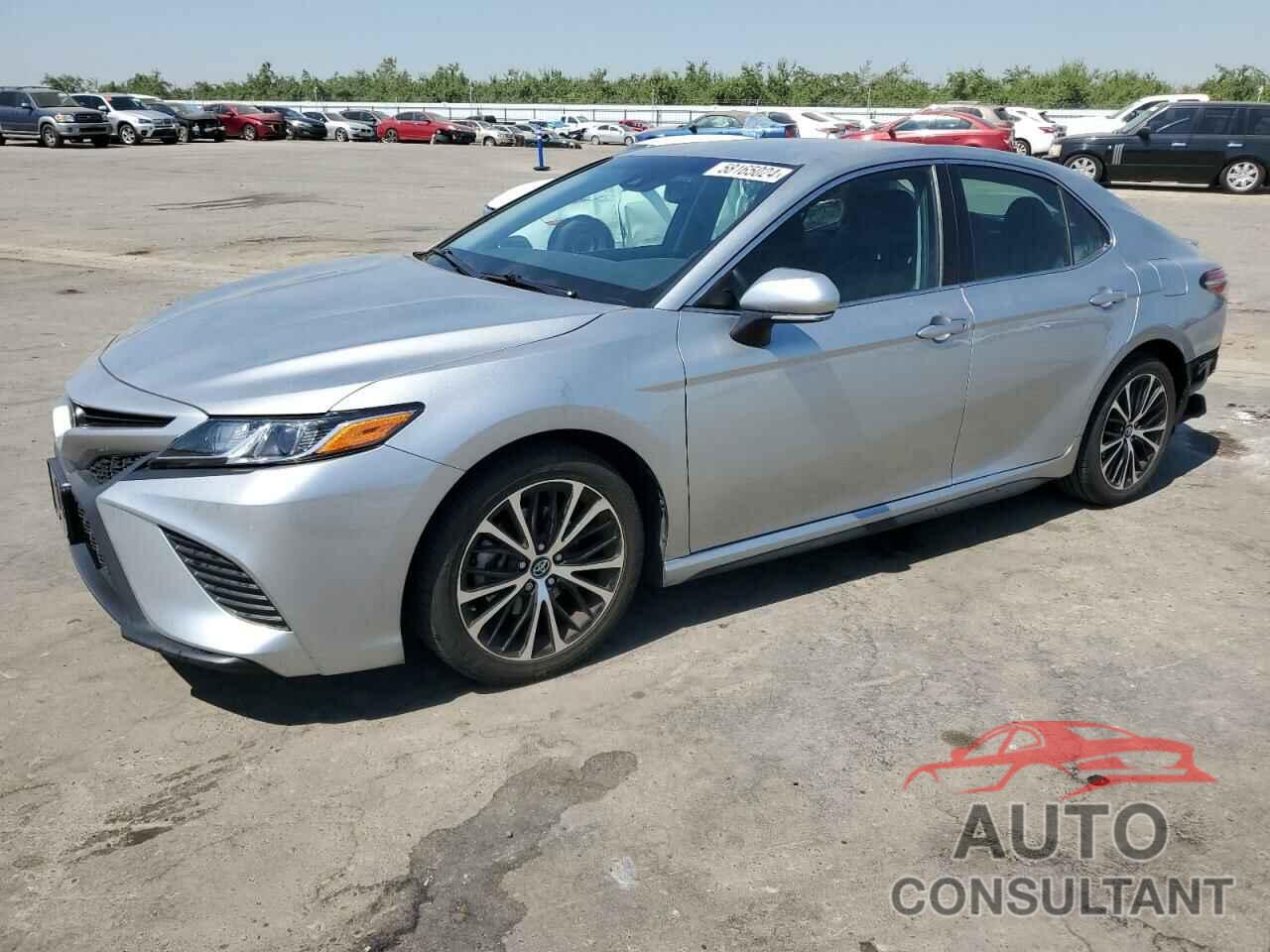 TOYOTA CAMRY 2018 - 4T1B11HK5JU616638