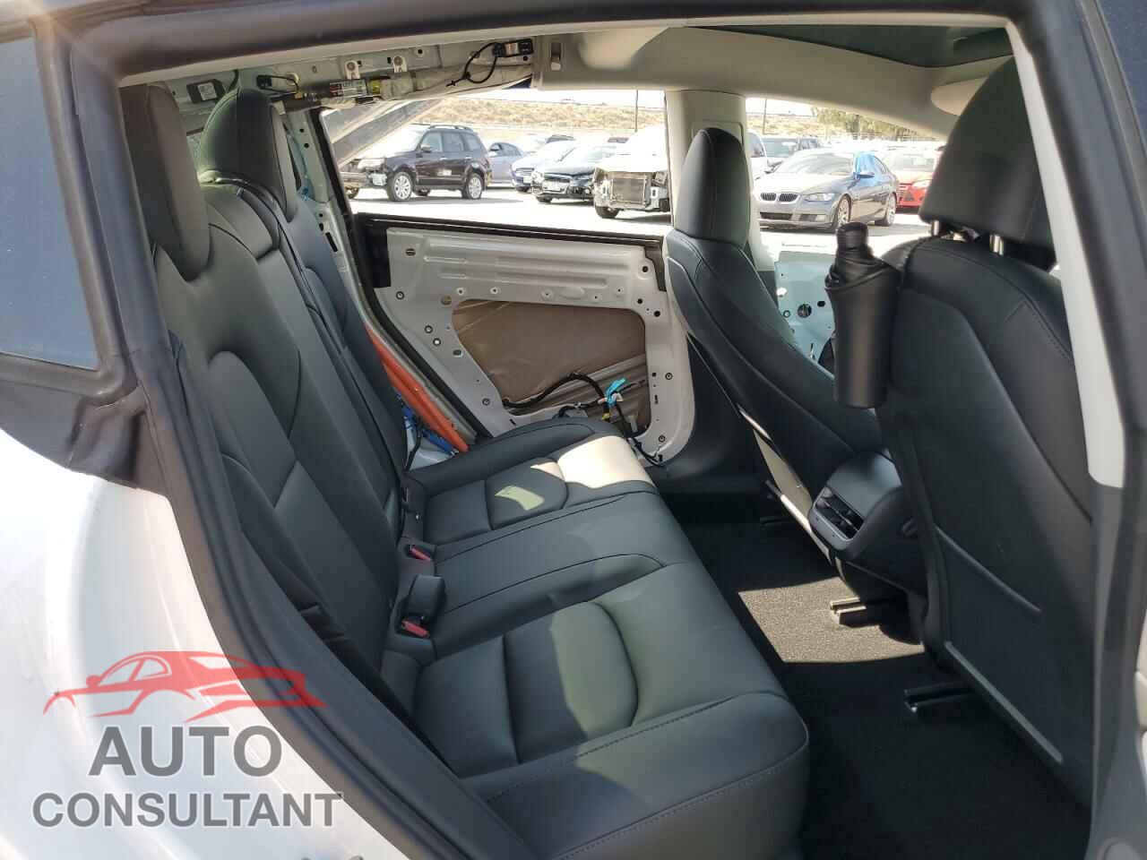 TESLA MODEL 3 2023 - 5YJ3E1EAXPF564465