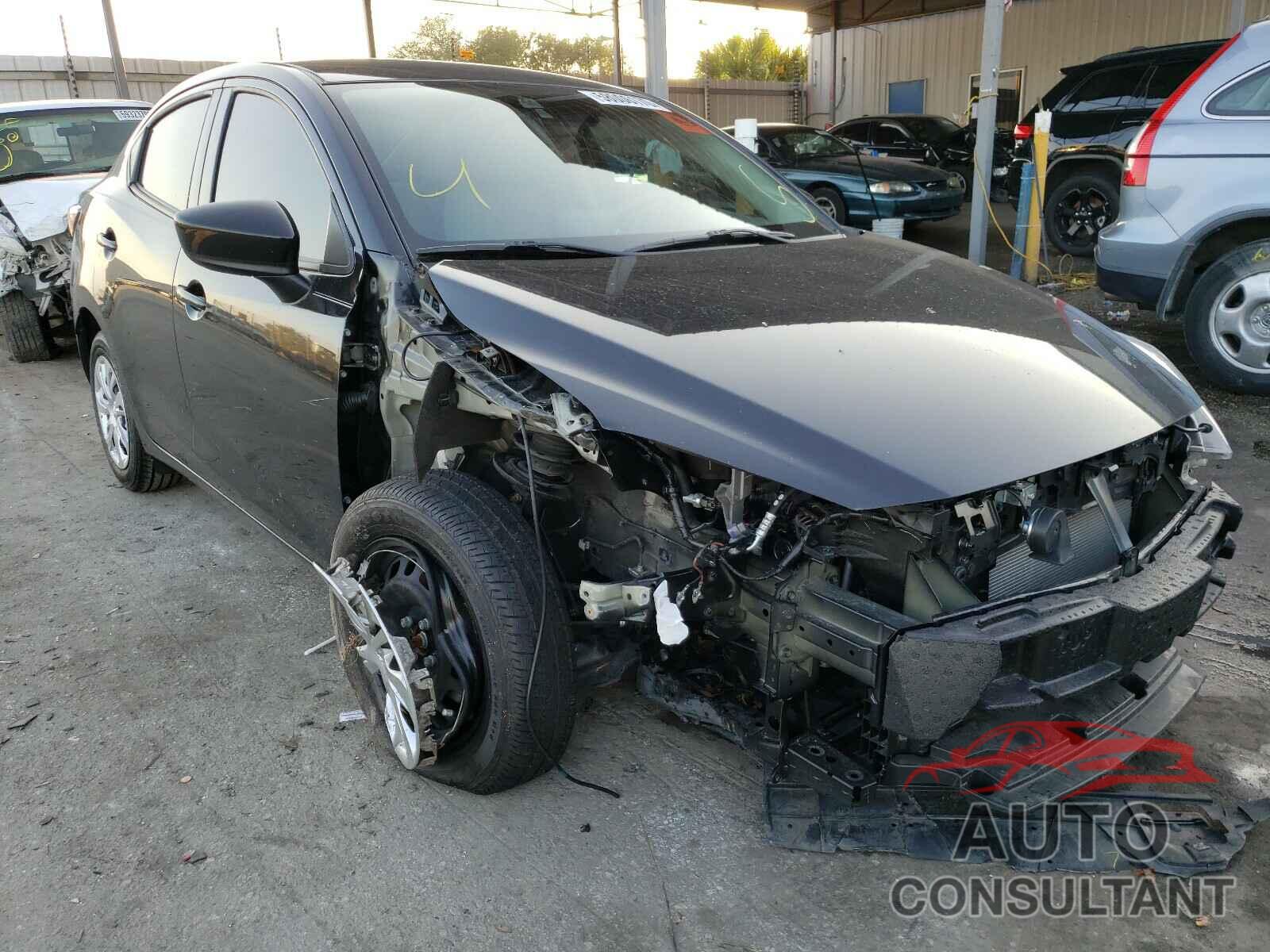 TOYOTA YARIS 2019 - 3MYDLBYV8KY528125