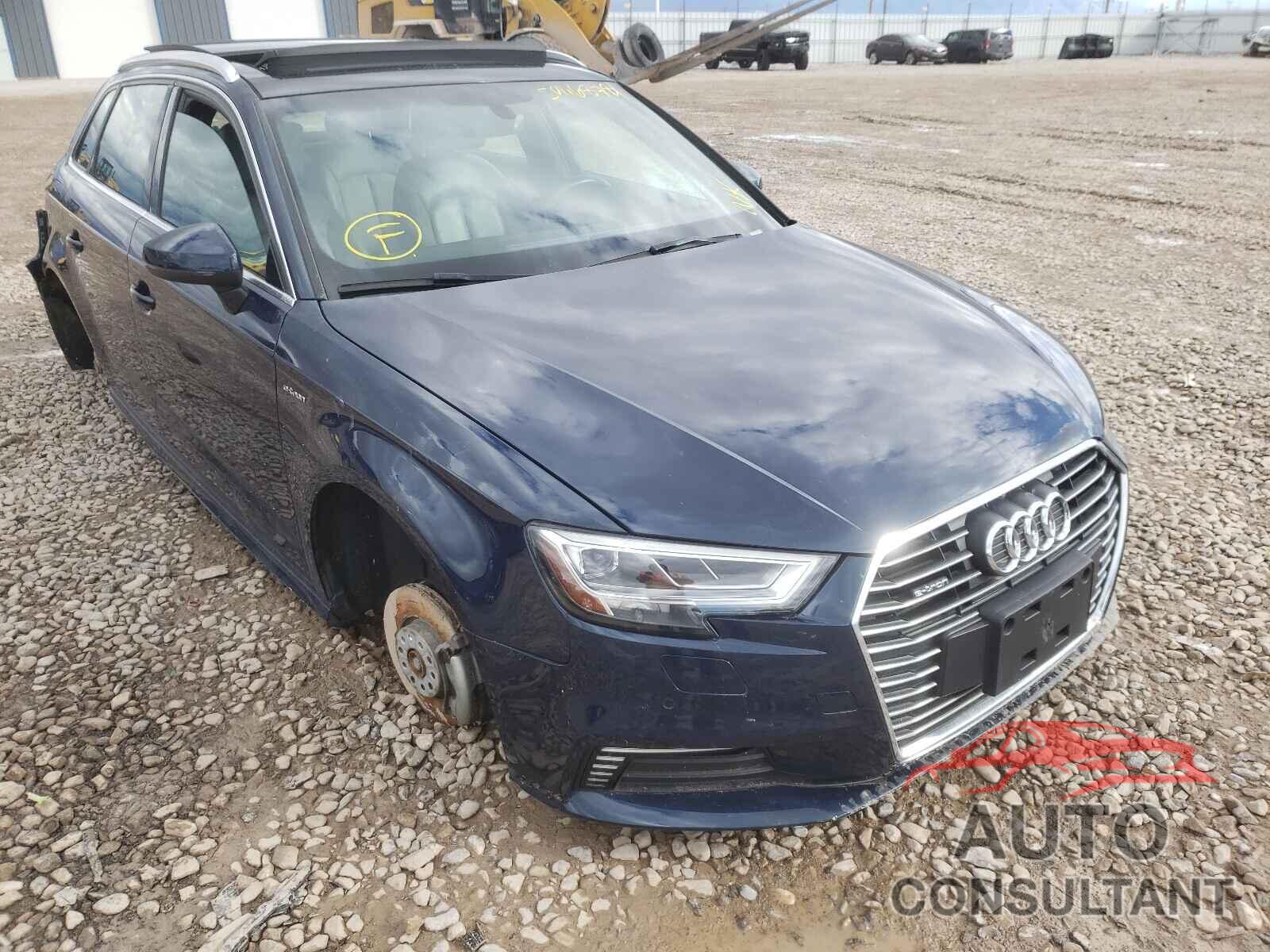 AUDI A3 2018 - WAUTPBFF4JA066480