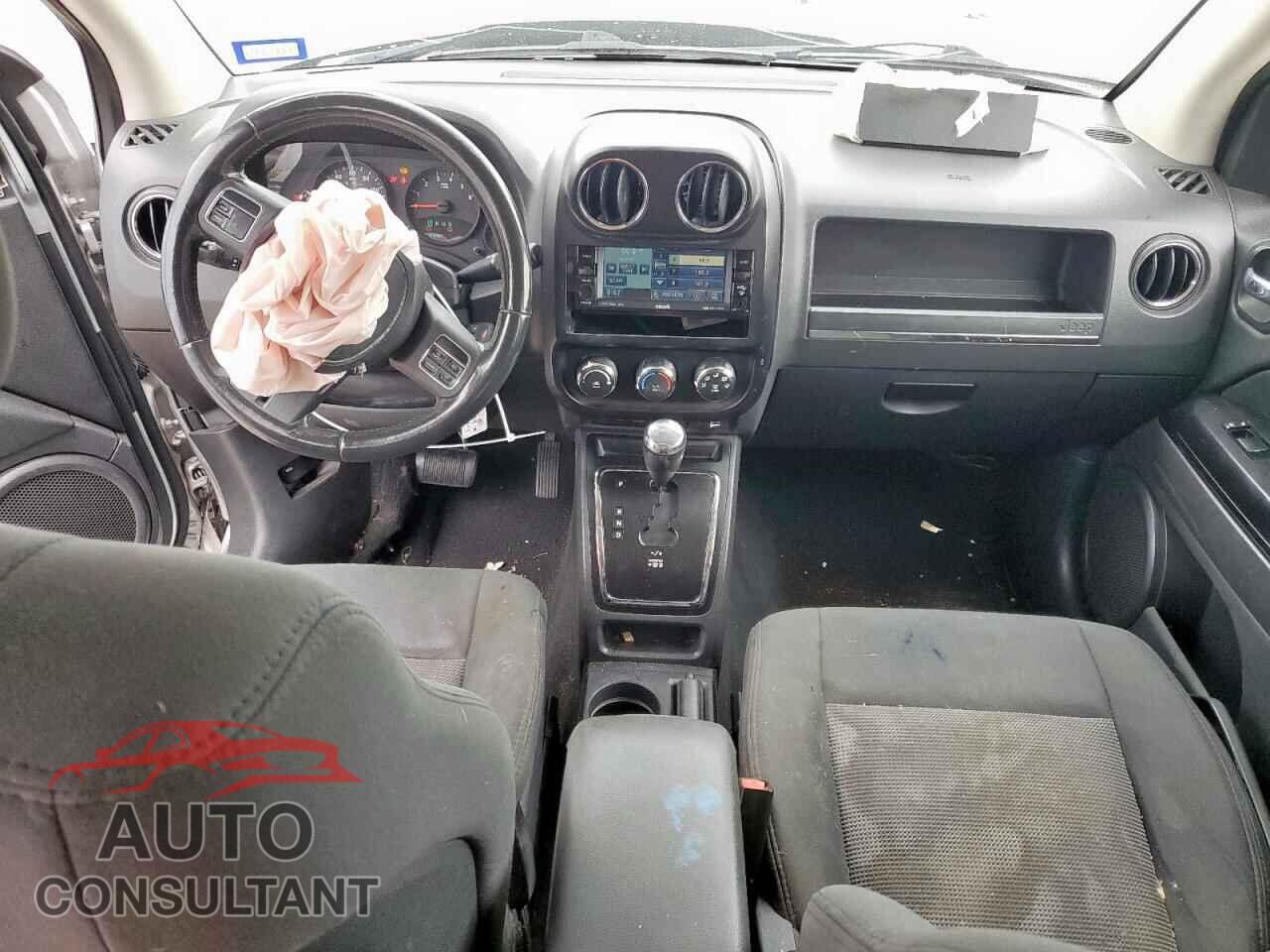 JEEP COMPASS 2011 - 1J4NT1FA4BD138178