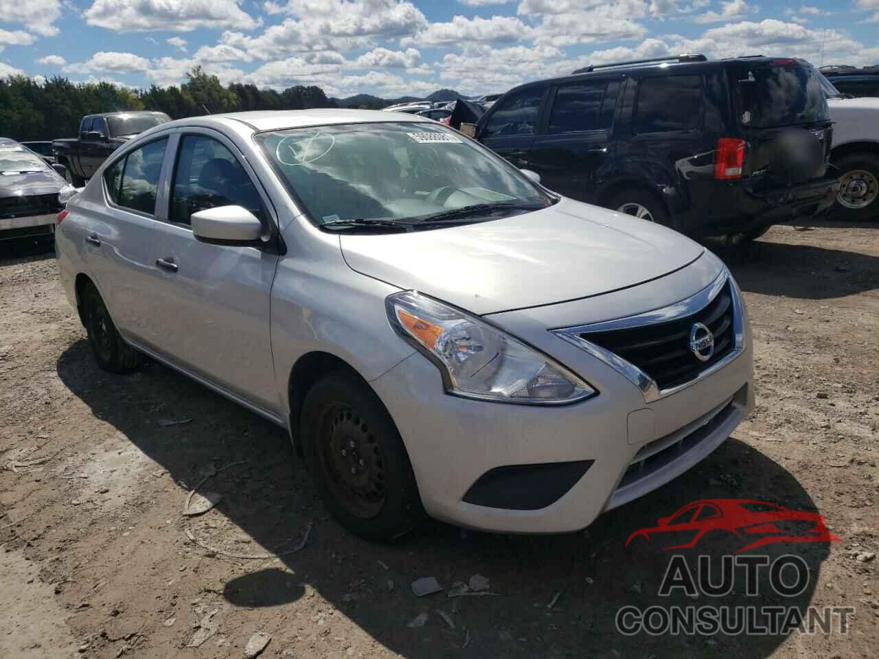 NISSAN VERSA 2018 - 3N1CN7AP3JL866589