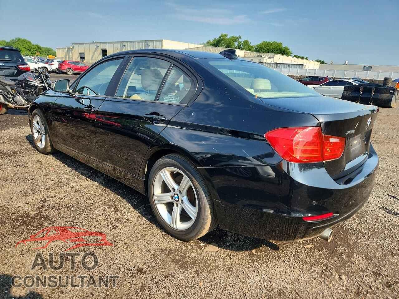 BMW 3 SERIES 2015 - WBA3C3C58FK200535