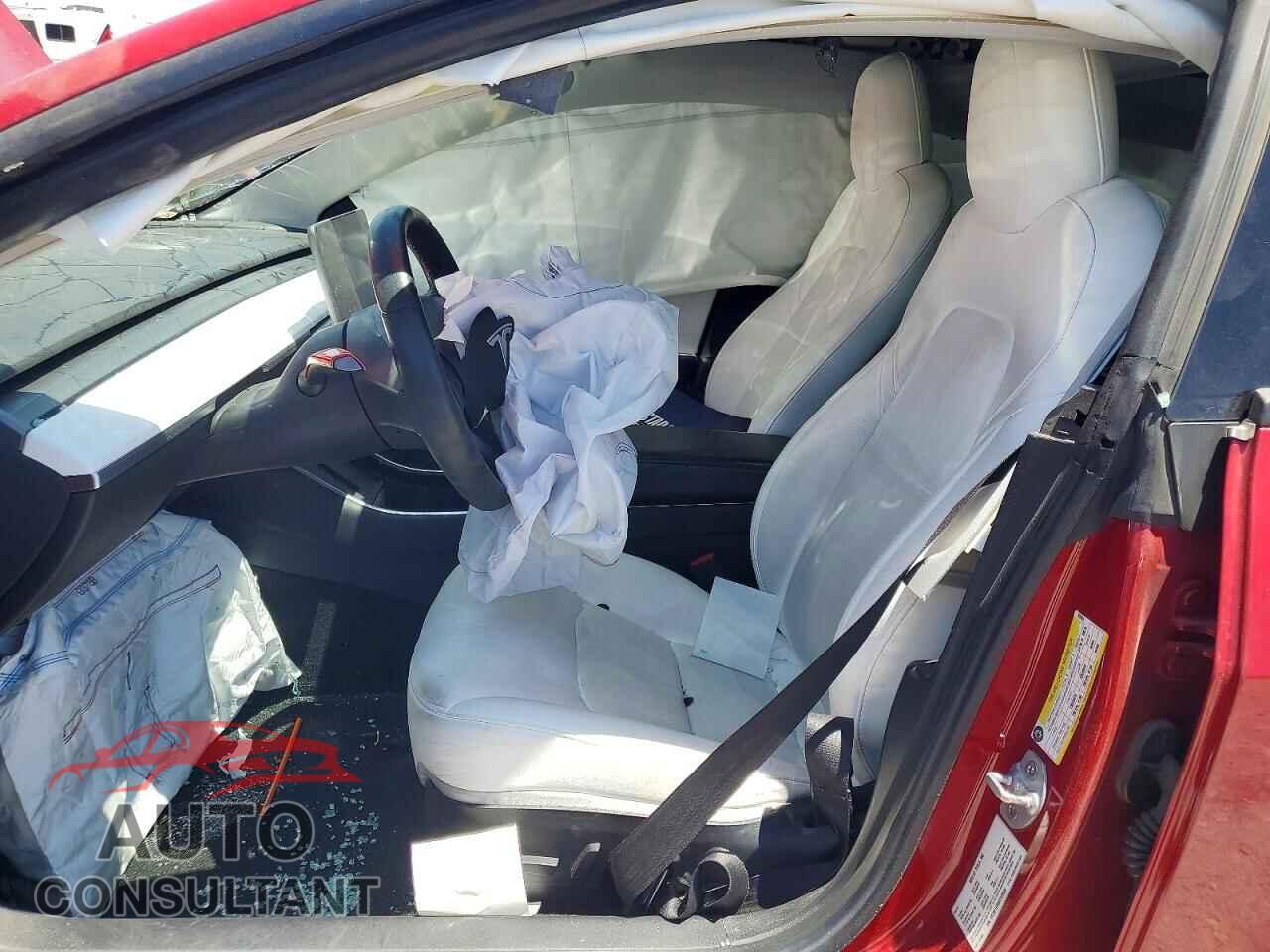 TESLA MODEL 3 2019 - 5YJ3E1EB6KF533585
