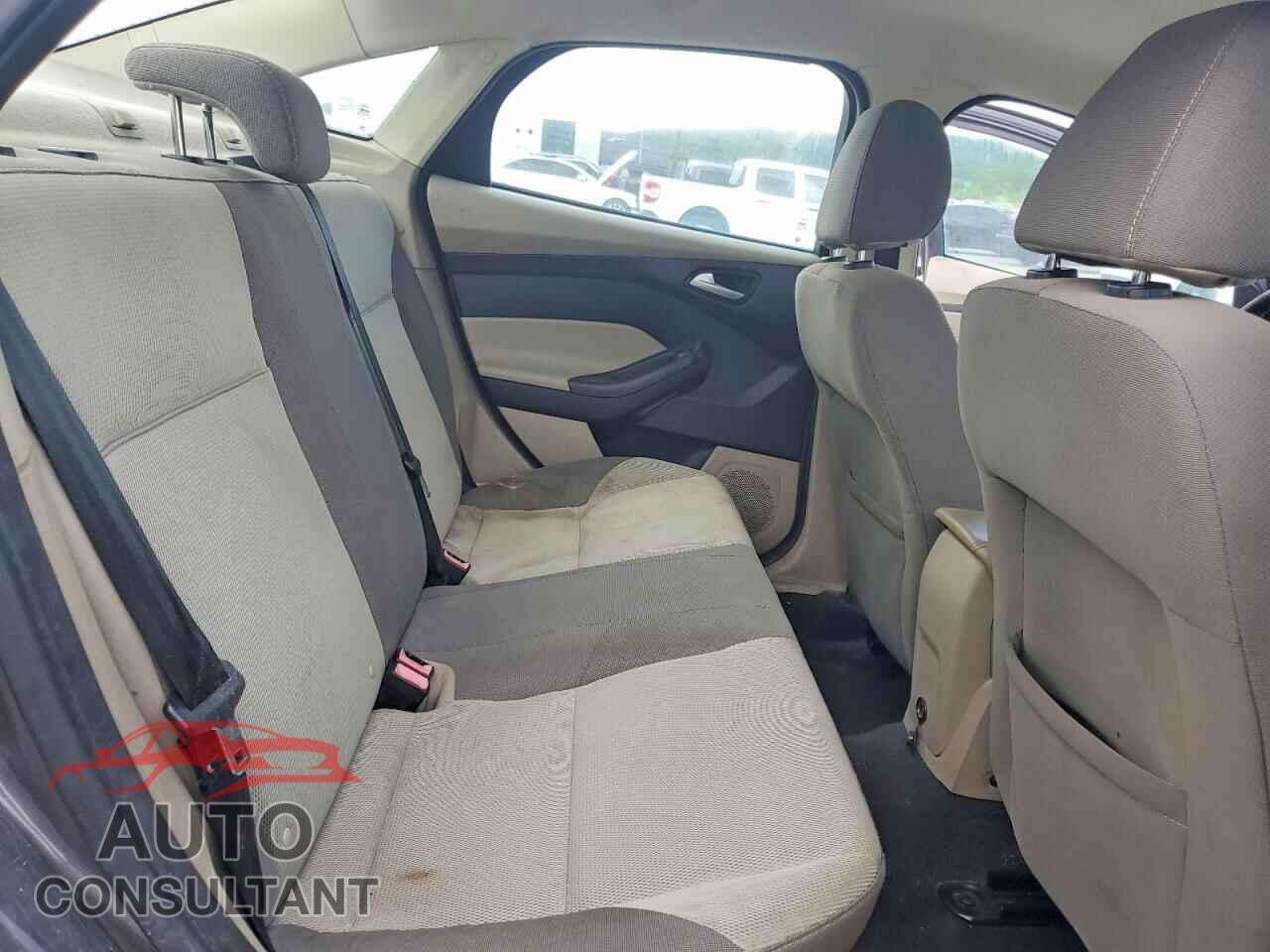 FORD FOCUS 2014 - 1FADP3F2XEL165783