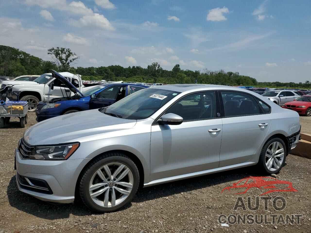 VOLKSWAGEN PASSAT 2019 - 1VWLA7A3XKC006205