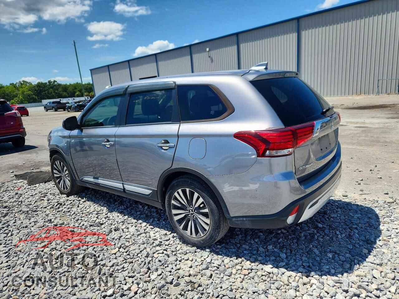 MITSUBISHI OUTLANDER 2020 - JA4AD2A33LZ045232