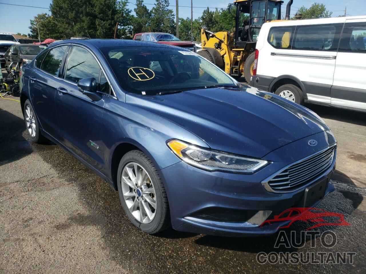 FORD FUSION 2018 - 3FA6P0PU4JR245308