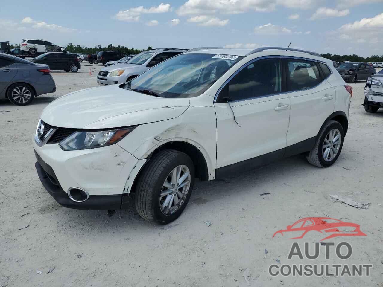 NISSAN ROGUE 2017 - JN1BJ1CR1HW111495