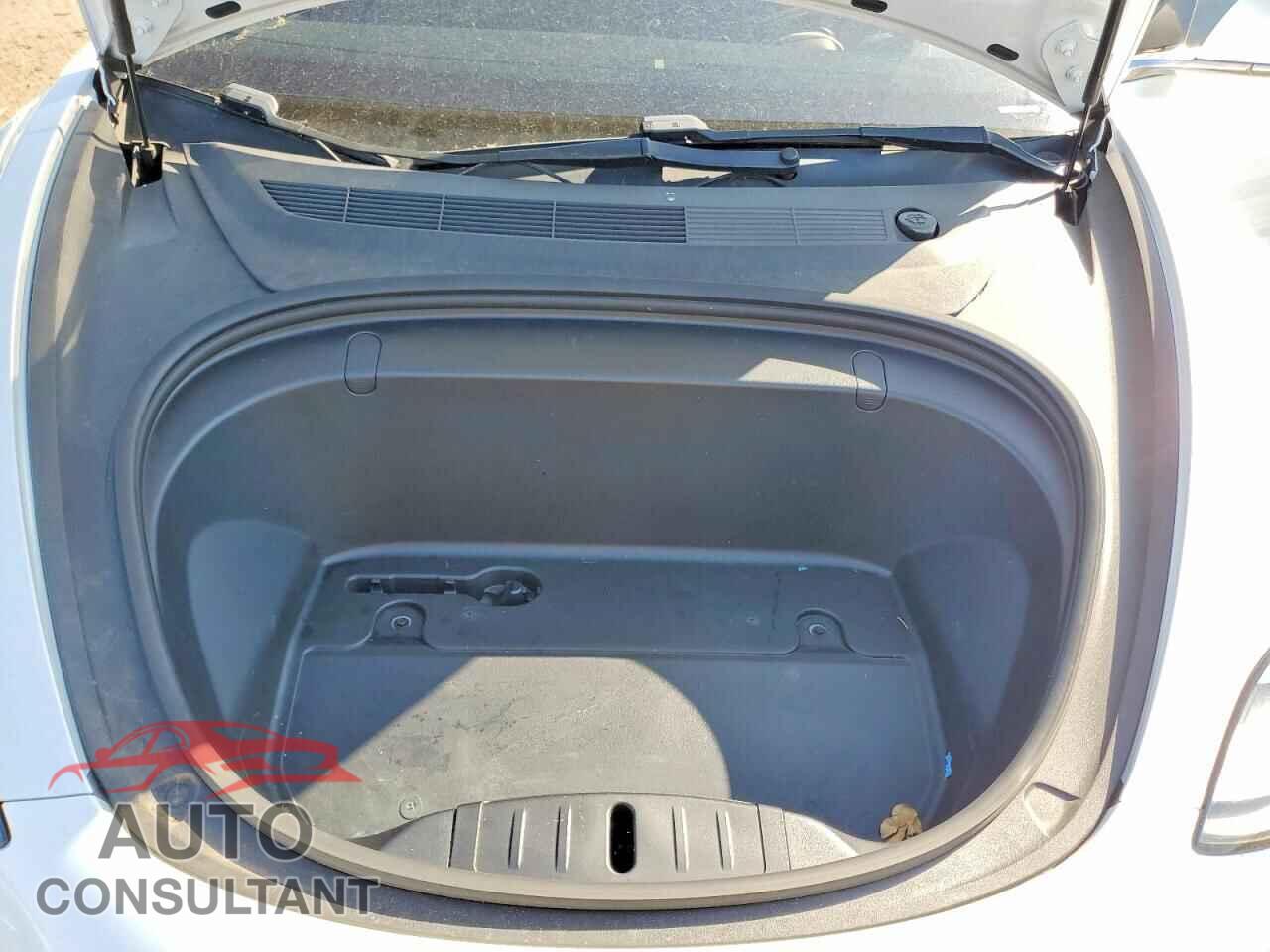 TESLA MODEL 3 2019 - 5YJ3E1EA4KF446596