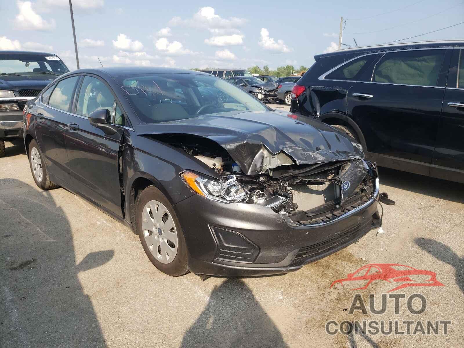 FORD FUSION 2019 - 3FA6P0G72KR249045