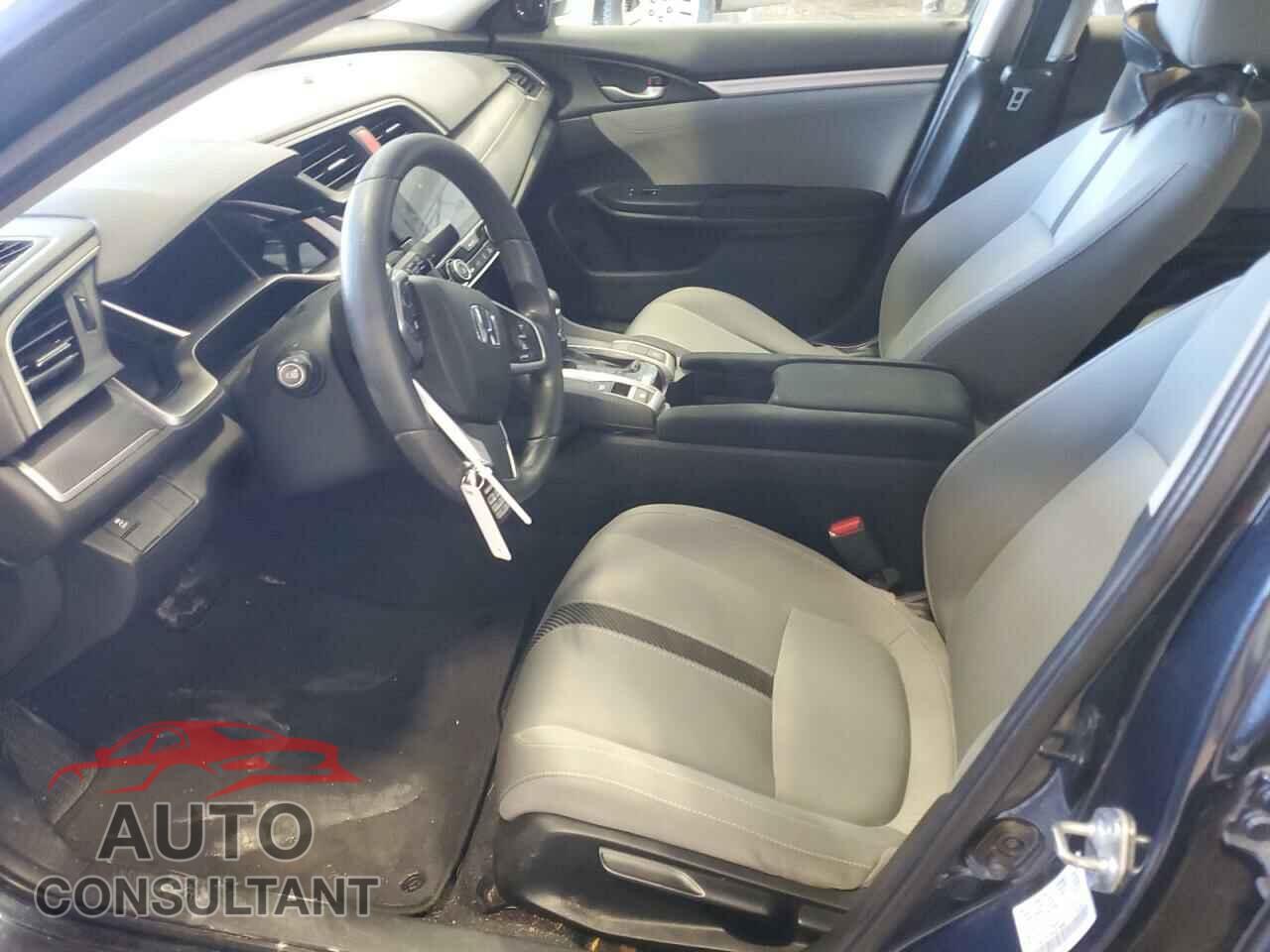 HONDA CIVIC 2017 - 19XFC2F78HE078806