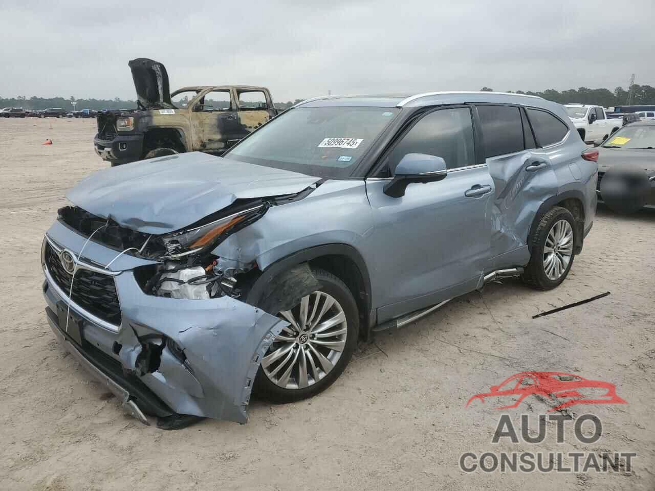 TOYOTA HIGHLANDER 2023 - 5TDKDRAH7PS031159