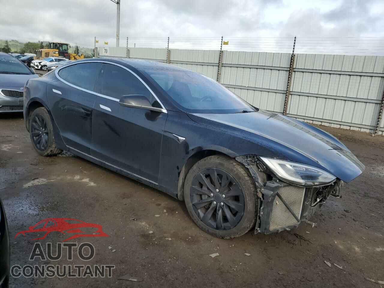 TESLA MODEL S 2018 - 5YJSA1E29JF281871