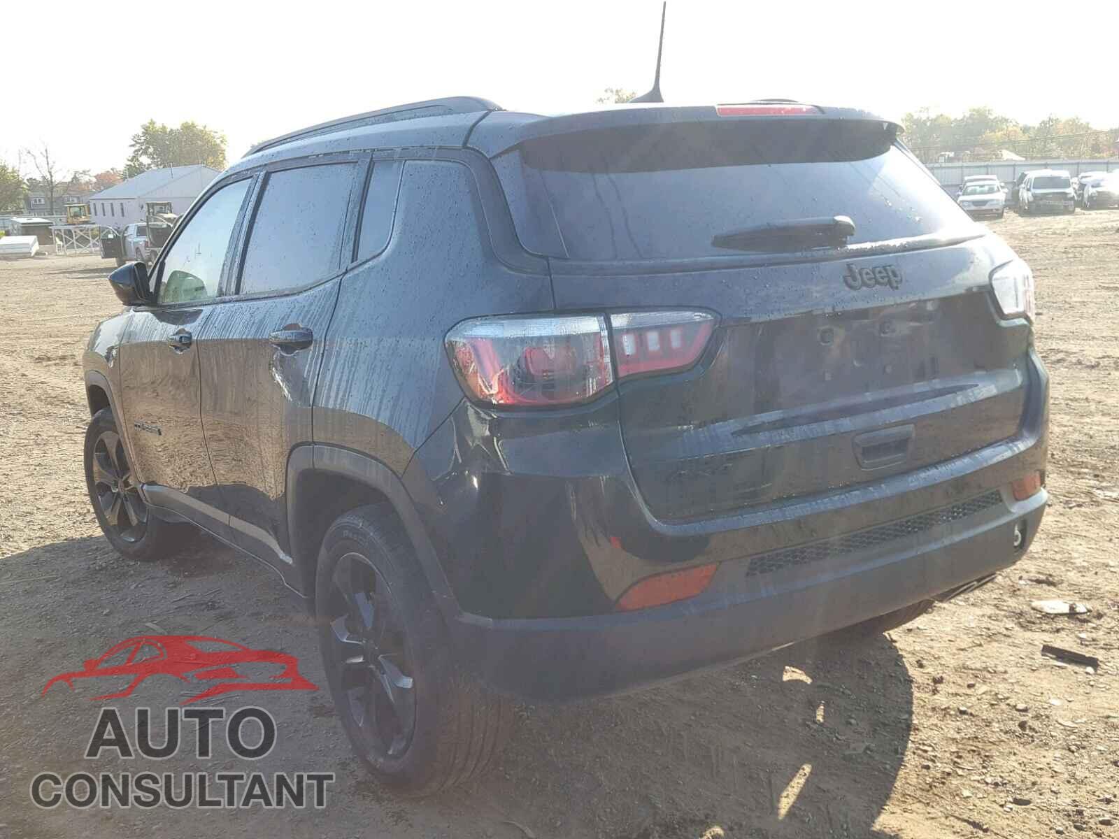 JEEP COMPASS LA 2018 - 3C4NJDBB2JT395859