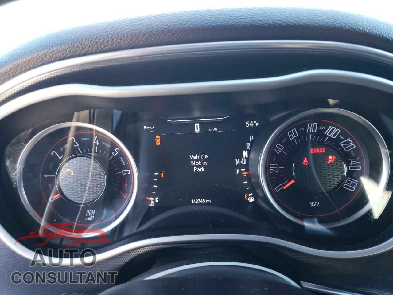 DODGE CHALLENGER 2018 - 2C3CDZGG2JH205104
