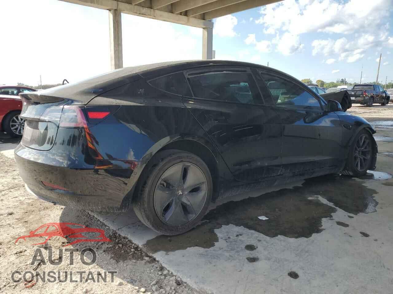 TESLA MODEL 3 2022 - 5YJ3E1EA0NF184824