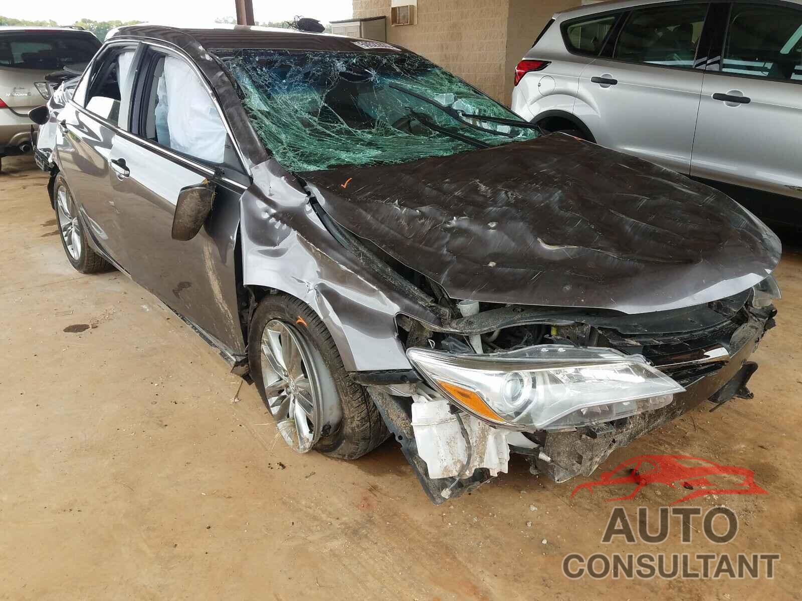 TOYOTA CAMRY 2016 - 4T1BF1FK5GU117674
