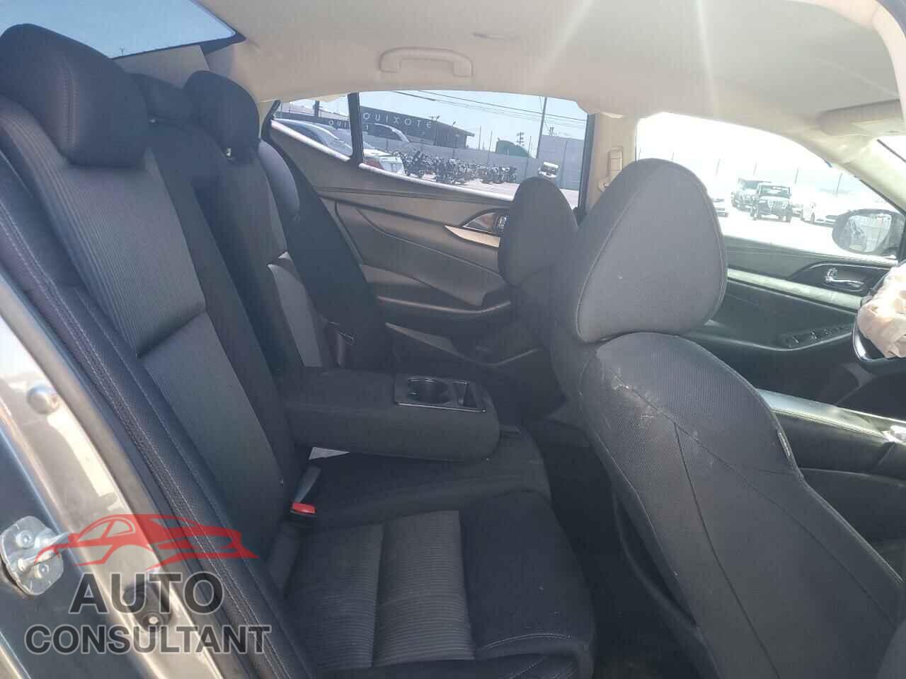 NISSAN MAXIMA 2017 - 1N4AA6AP3HC383027