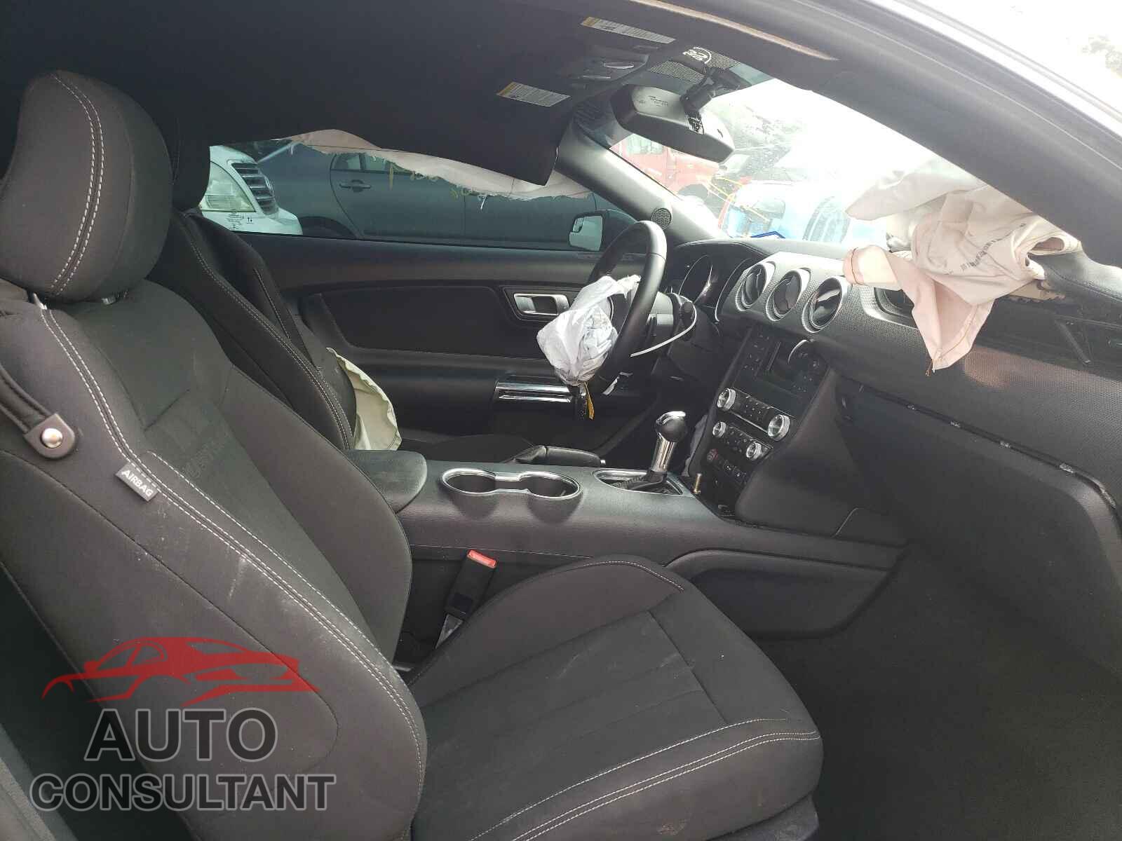 FORD MUSTANG 2020 - 1FA6P8CF1L5178792