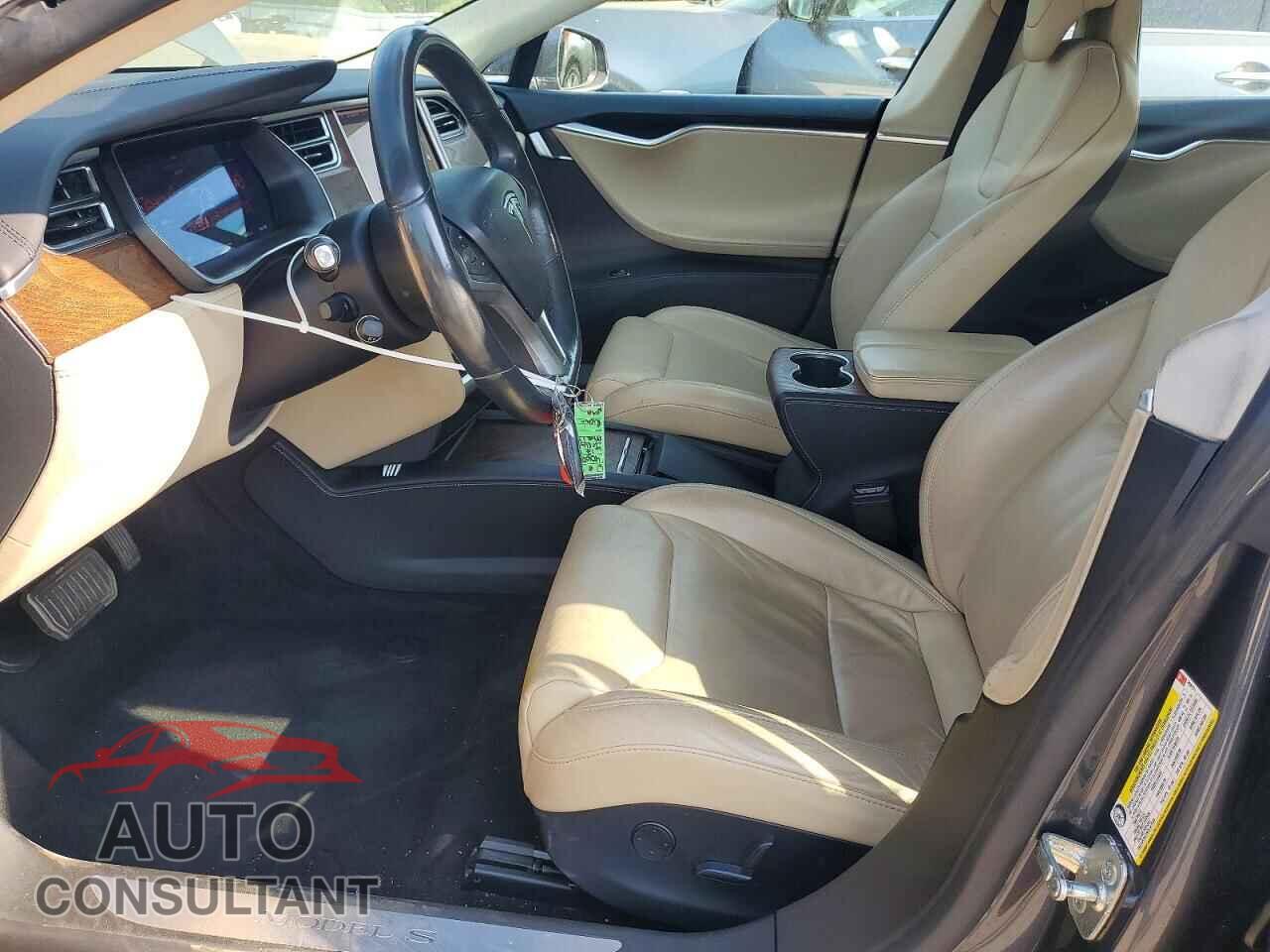 TESLA MODEL S 2017 - 5YJSA1E2XHF208731