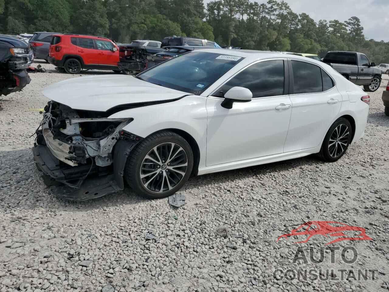 TOYOTA CAMRY 2018 - 4T1B11HK8JU595347