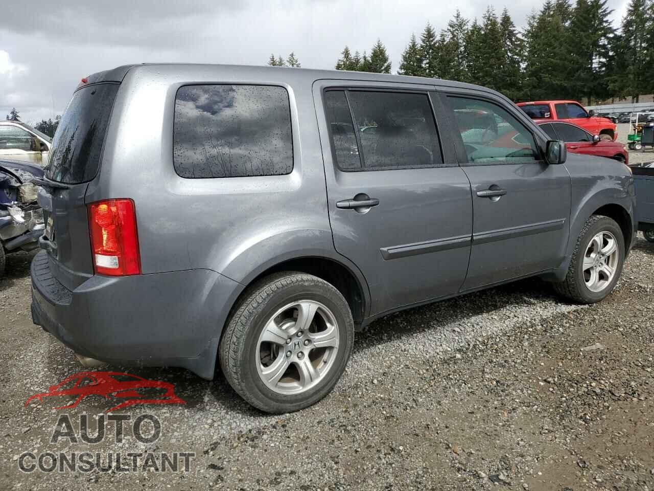 HONDA PILOT 2013 - 5FNYF3H44DB035643