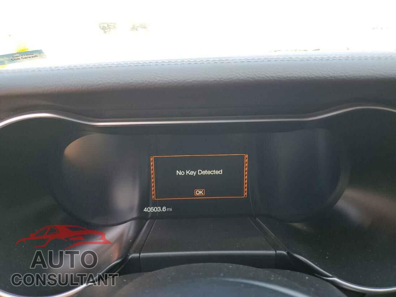 FORD MUSTANG 2019 - 1FA6P8CF6K5199362