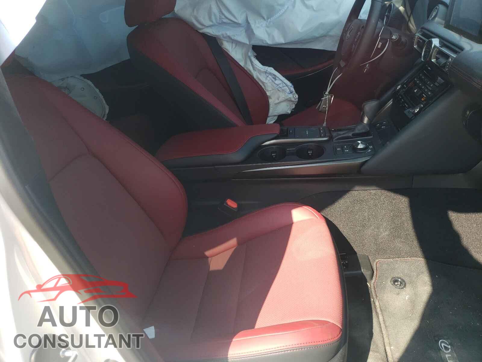 LEXUS IS 2021 - JTHCA1D20M5115037