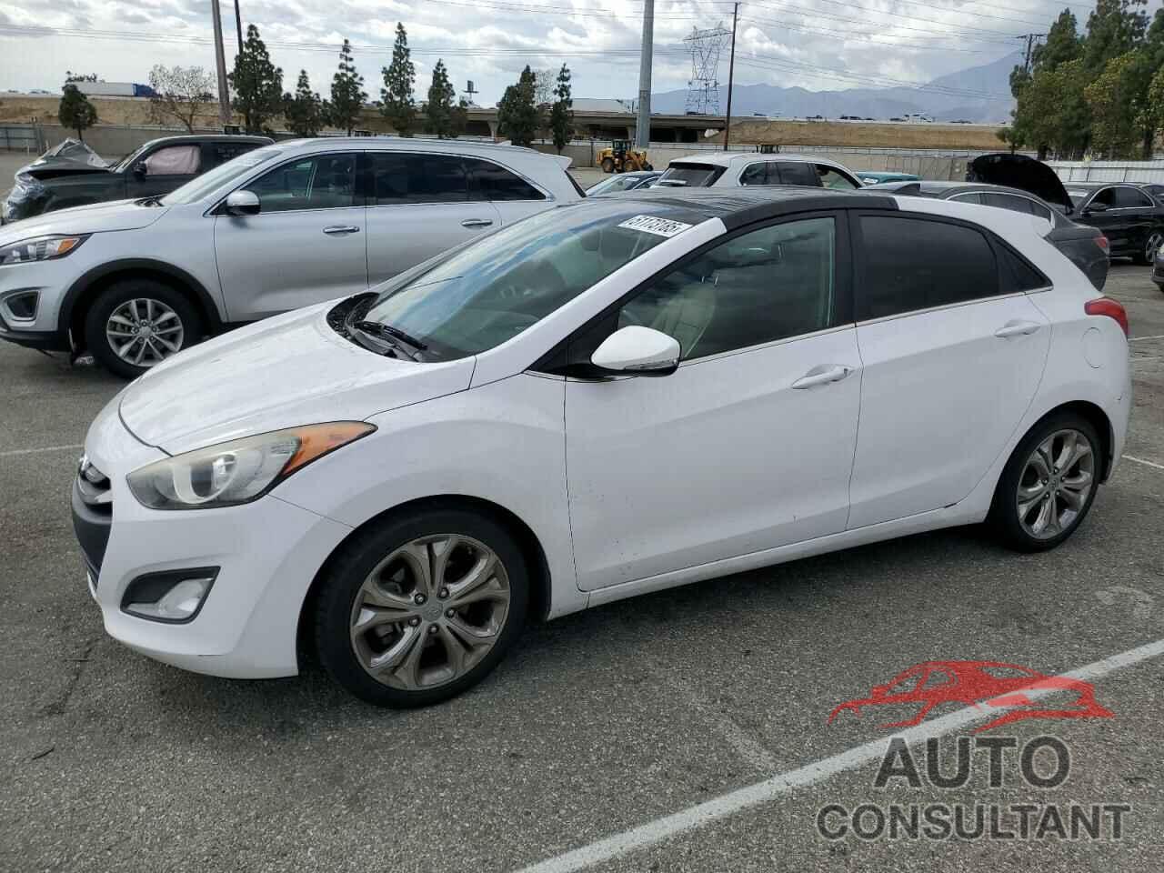 HYUNDAI ELANTRA 2013 - KMHD35LE9DU121312