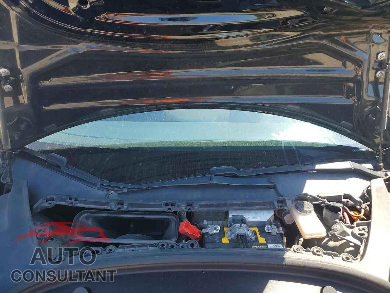 TESLA MODEL 3 2018 - 5YJ3E1EAXJF033709