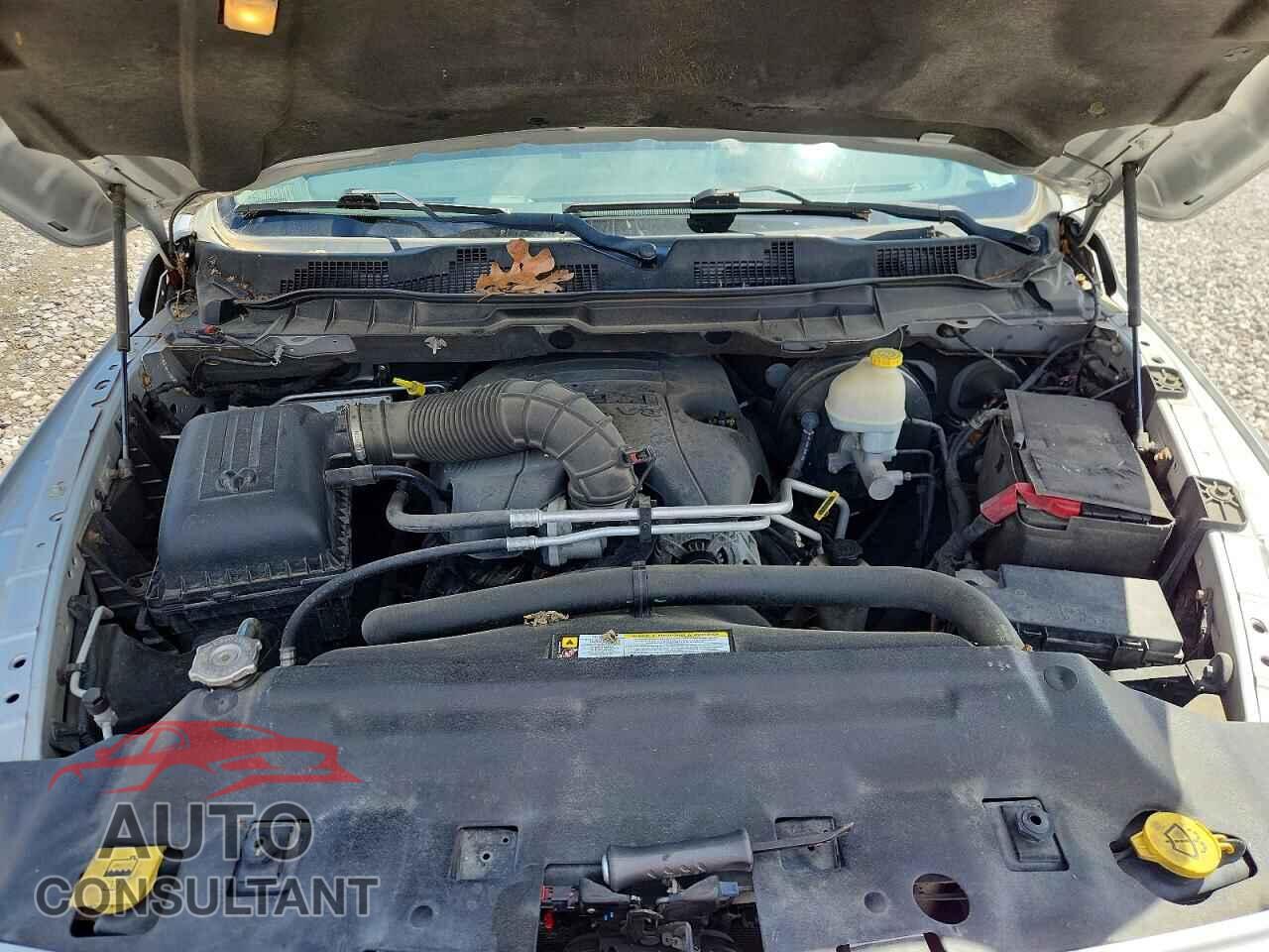 DODGE RAM 1500 2012 - 1C6RD7MT9CS187635