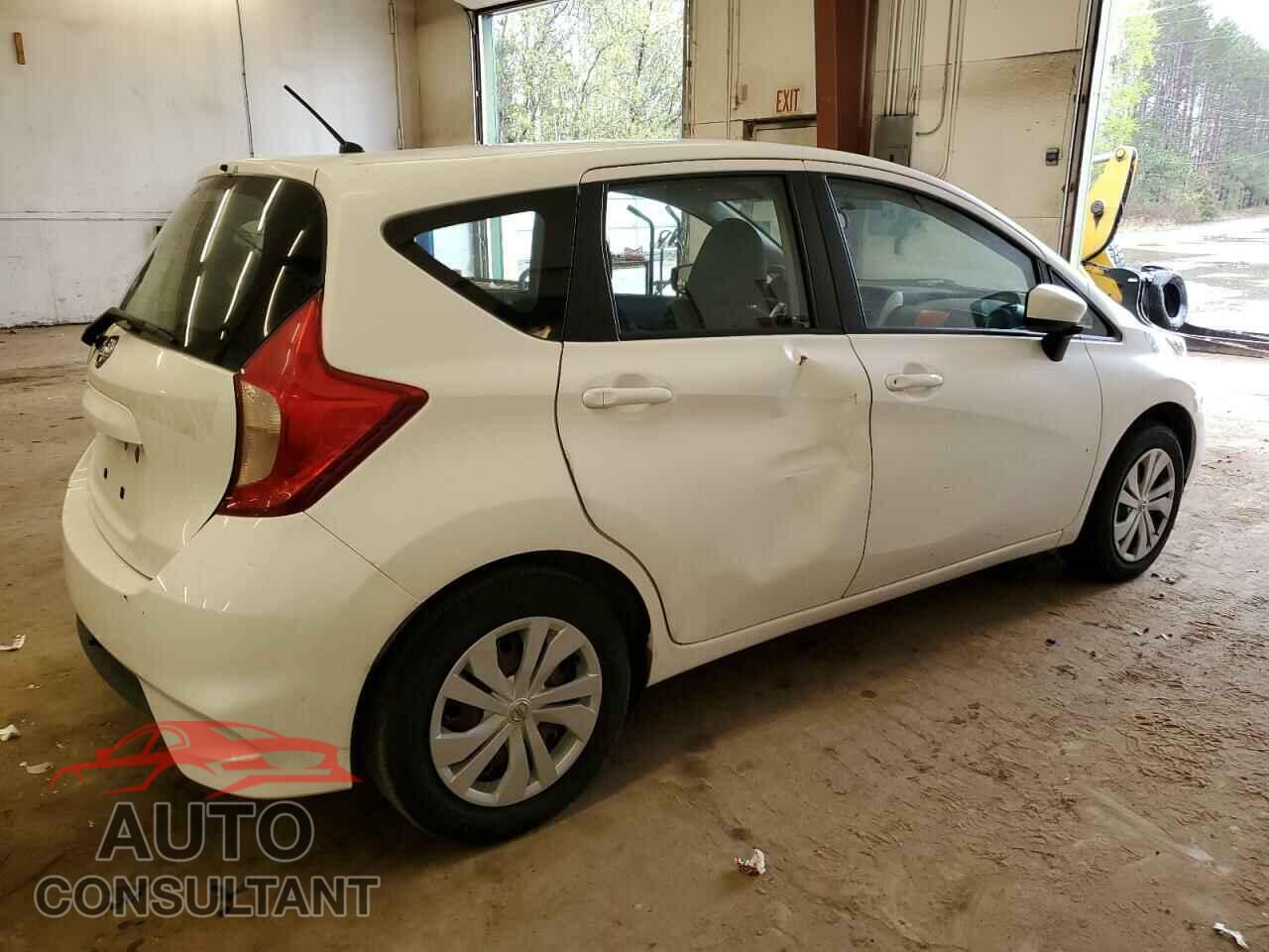 NISSAN VERSA 2017 - 3N1CE2CP3HL371075
