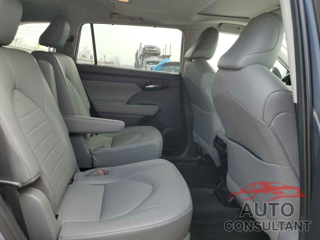 TOYOTA HIGHLANDER 2021 - 5TDGBRCH2MS026925