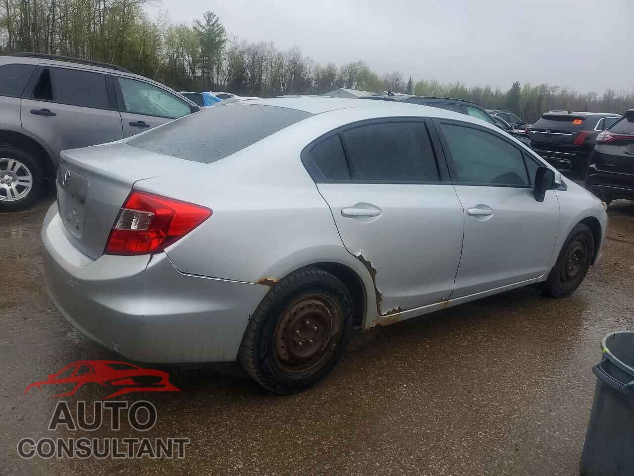 HONDA CIVIC 2012 - 2HGFB2E47CH004642