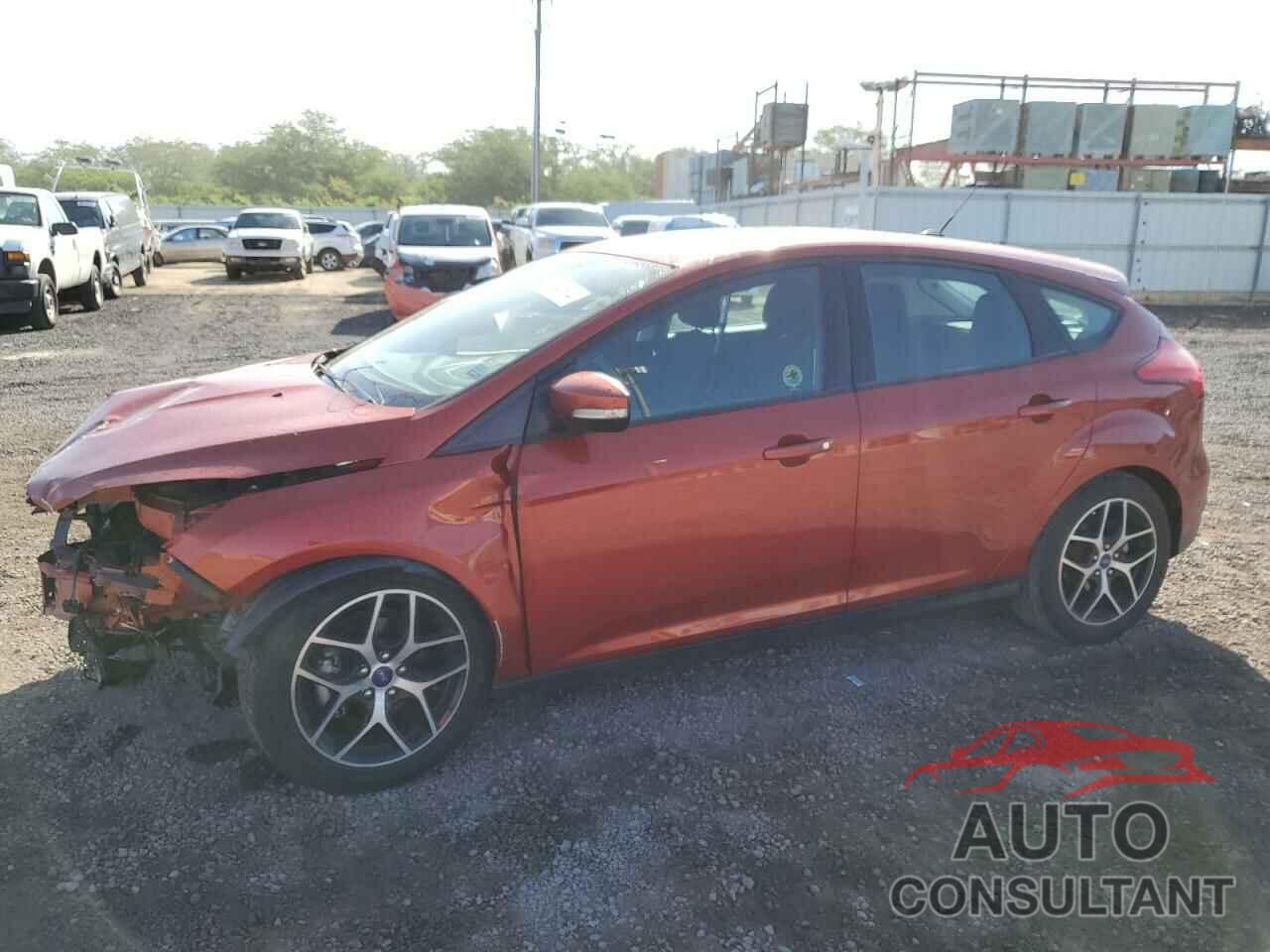 FORD FOCUS 2018 - 1FADP3M29JL241376