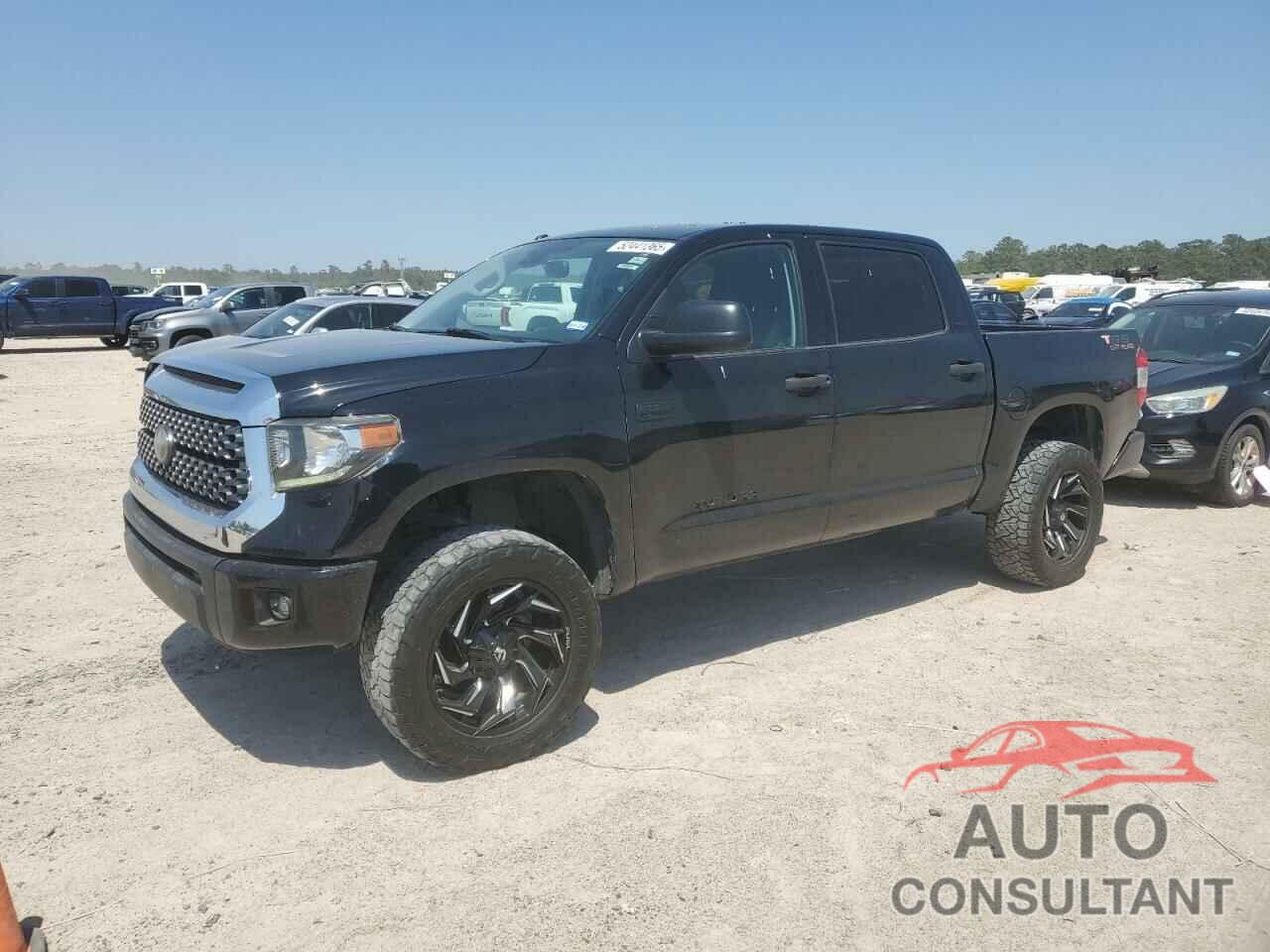 TOYOTA TUNDRA 2018 - 5TFDW5F15JX701221