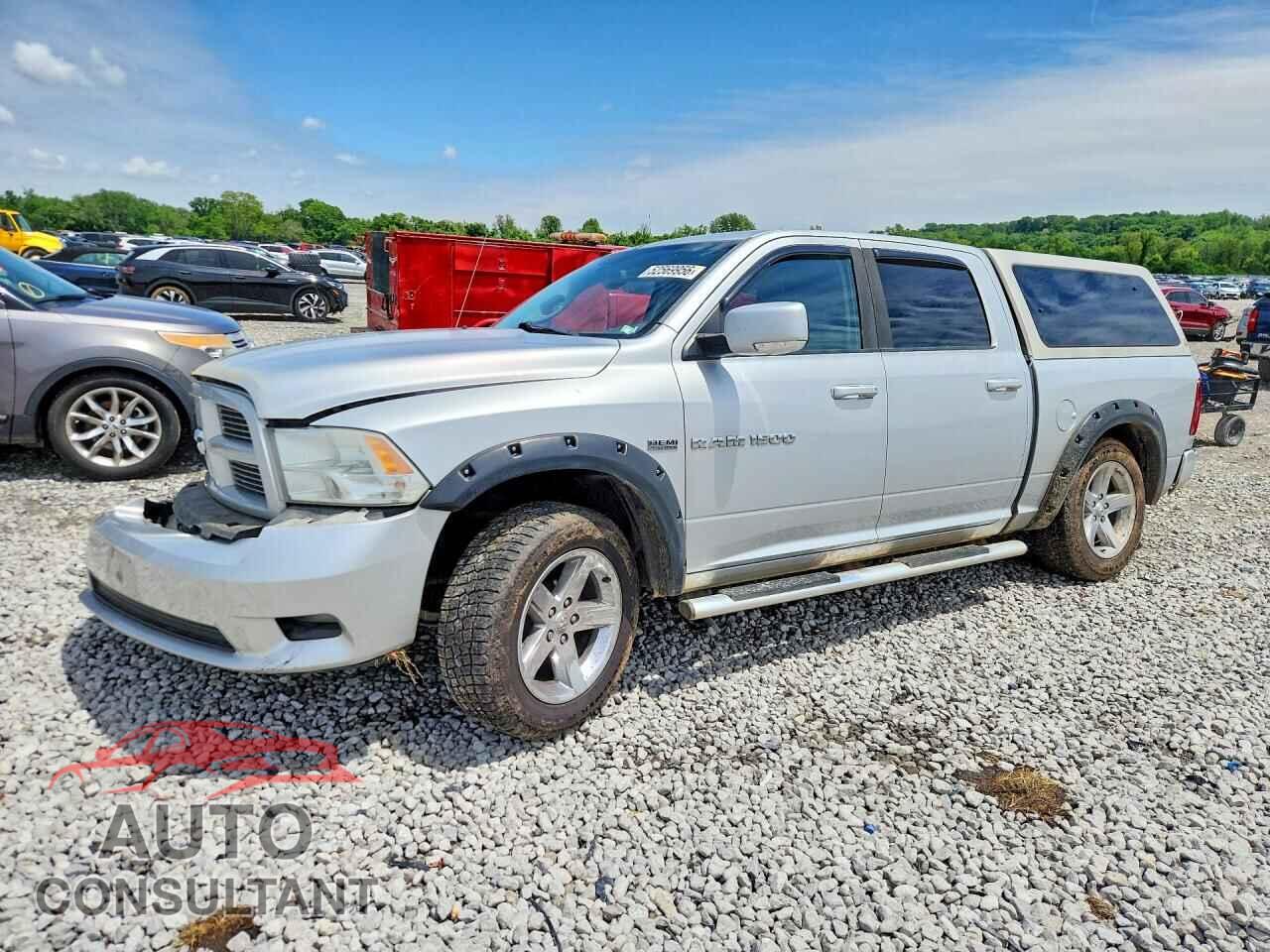DODGE RAM 1500 2012 - 1C6RD7MT9CS187635