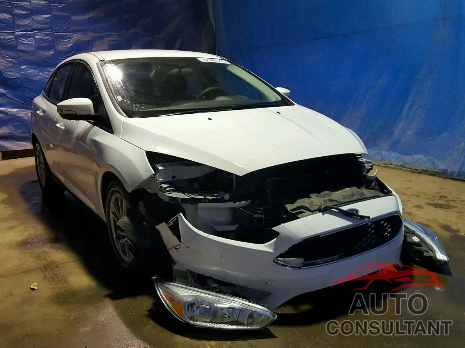 FORD FOCUS 2017 - 1FADP3F23HL215816