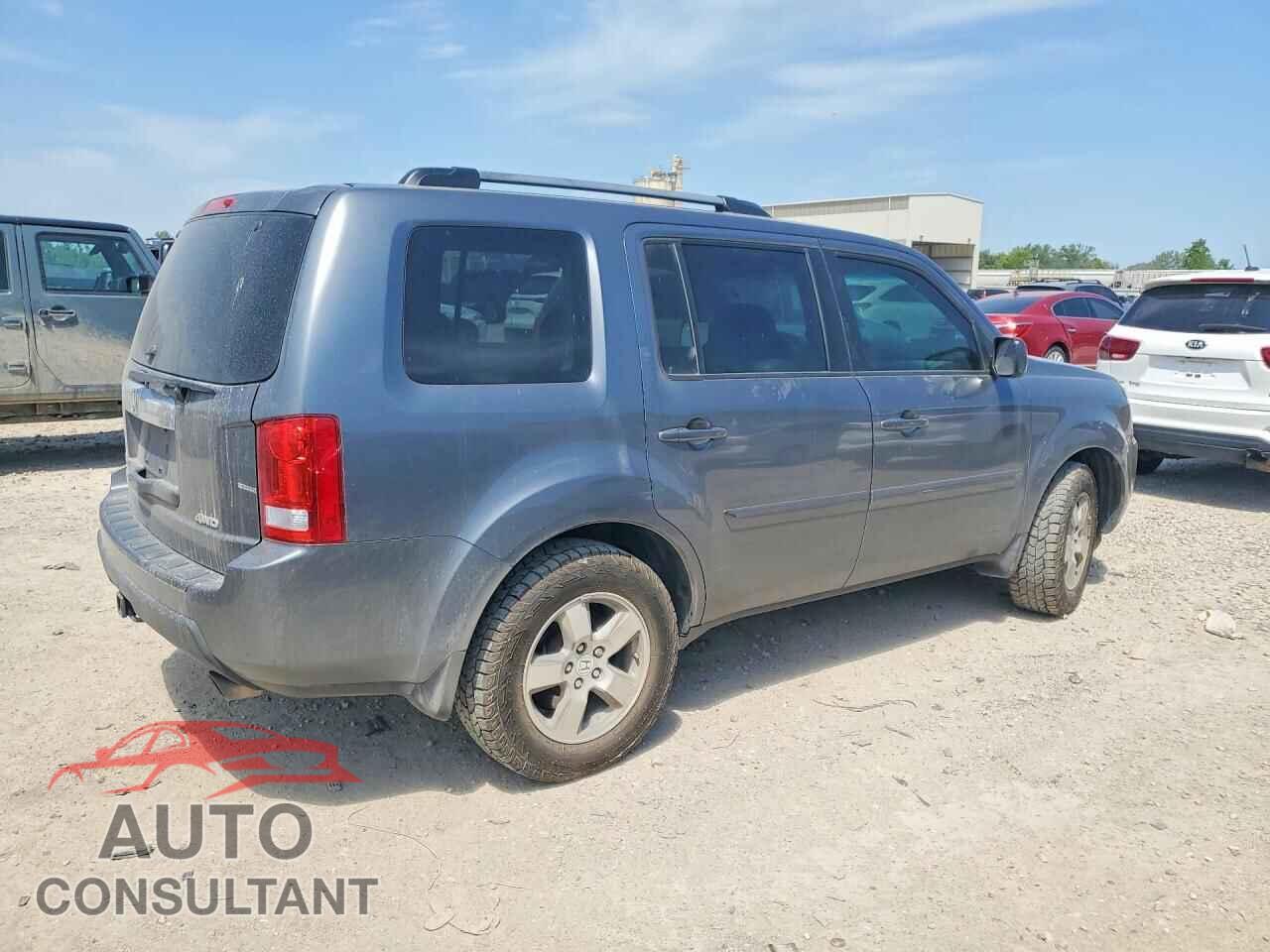 HONDA PILOT 2010 - 5FNYF4H65AB025982