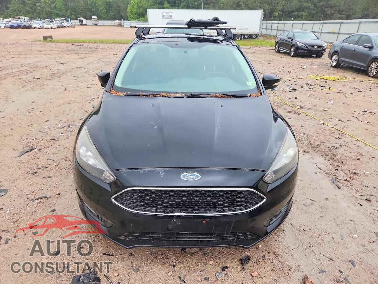 FORD FOCUS 2016 - 1FADP3F26GL237002