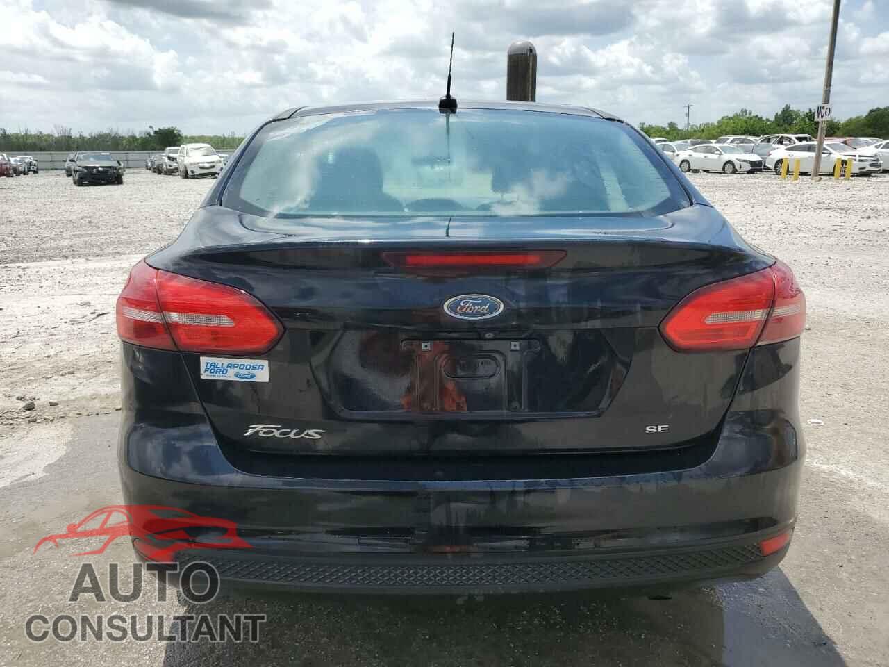 FORD FOCUS 2017 - 1FADP3F27HL322402
