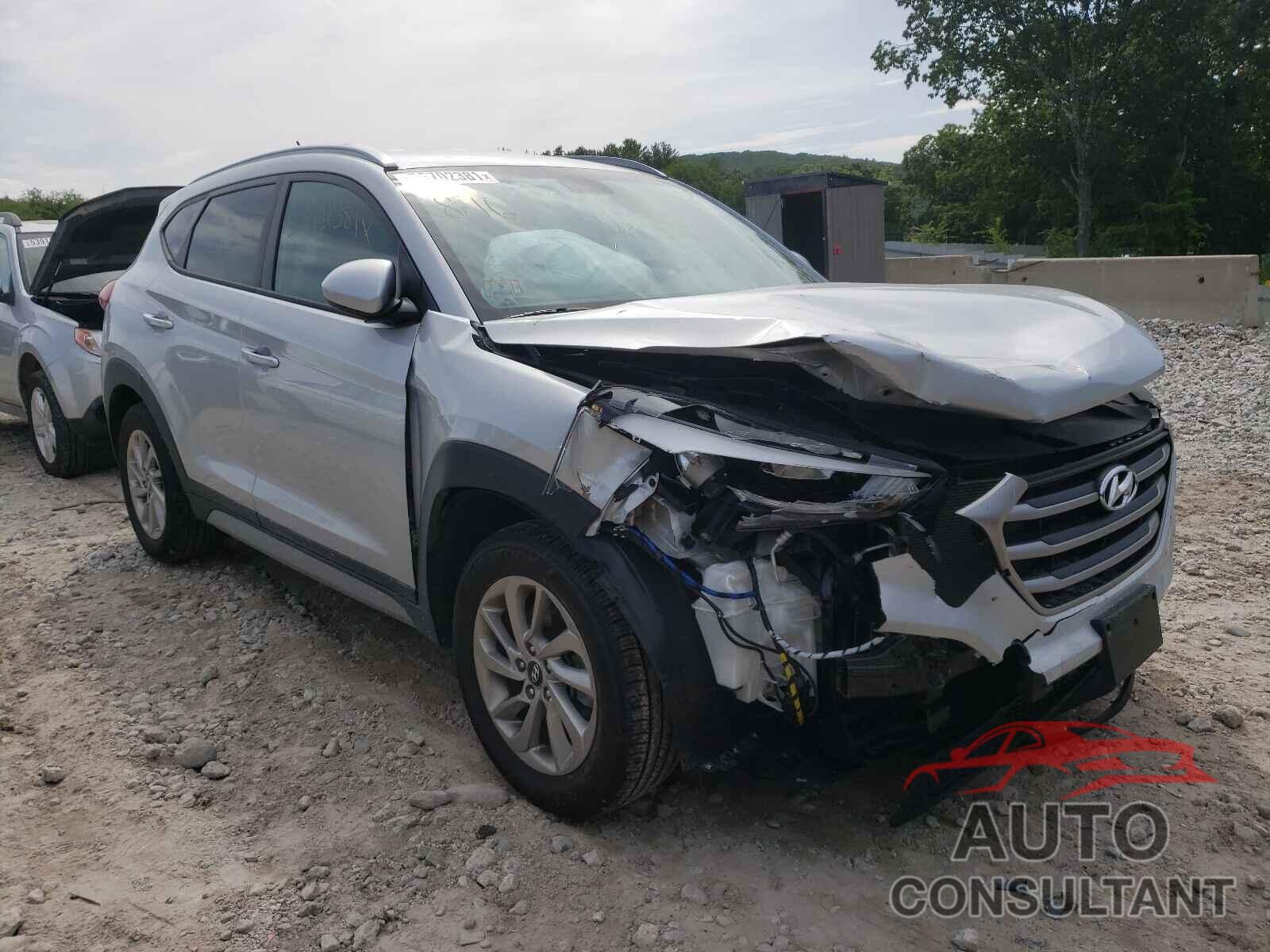 HYUNDAI TUCSON 2017 - KM8J3CA42HU403704