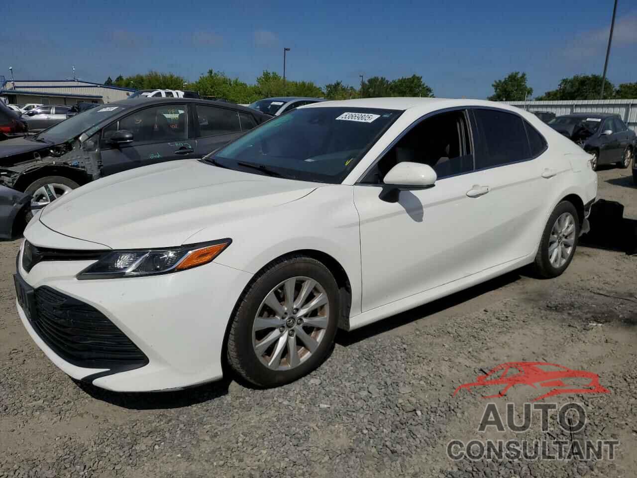 TOYOTA CAMRY 2018 - JTNB11HK2J3054882